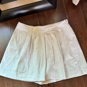 Banana Republic Light Gray Pleated Skirt